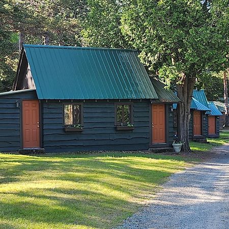 Moreno'S Adirondack Cabins Saranac Lake Eksteriør billede