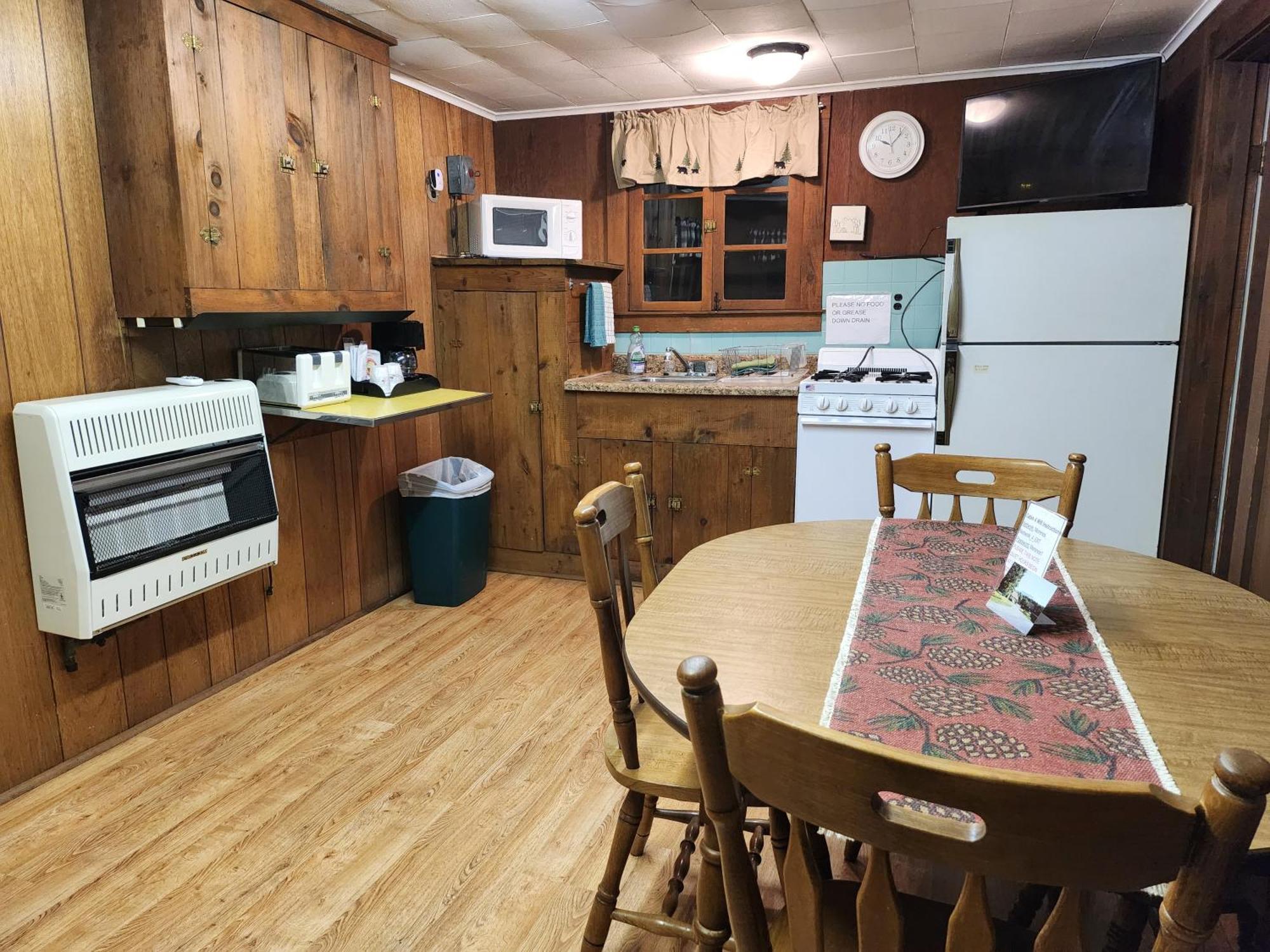 Moreno'S Adirondack Cabins Saranac Lake Eksteriør billede