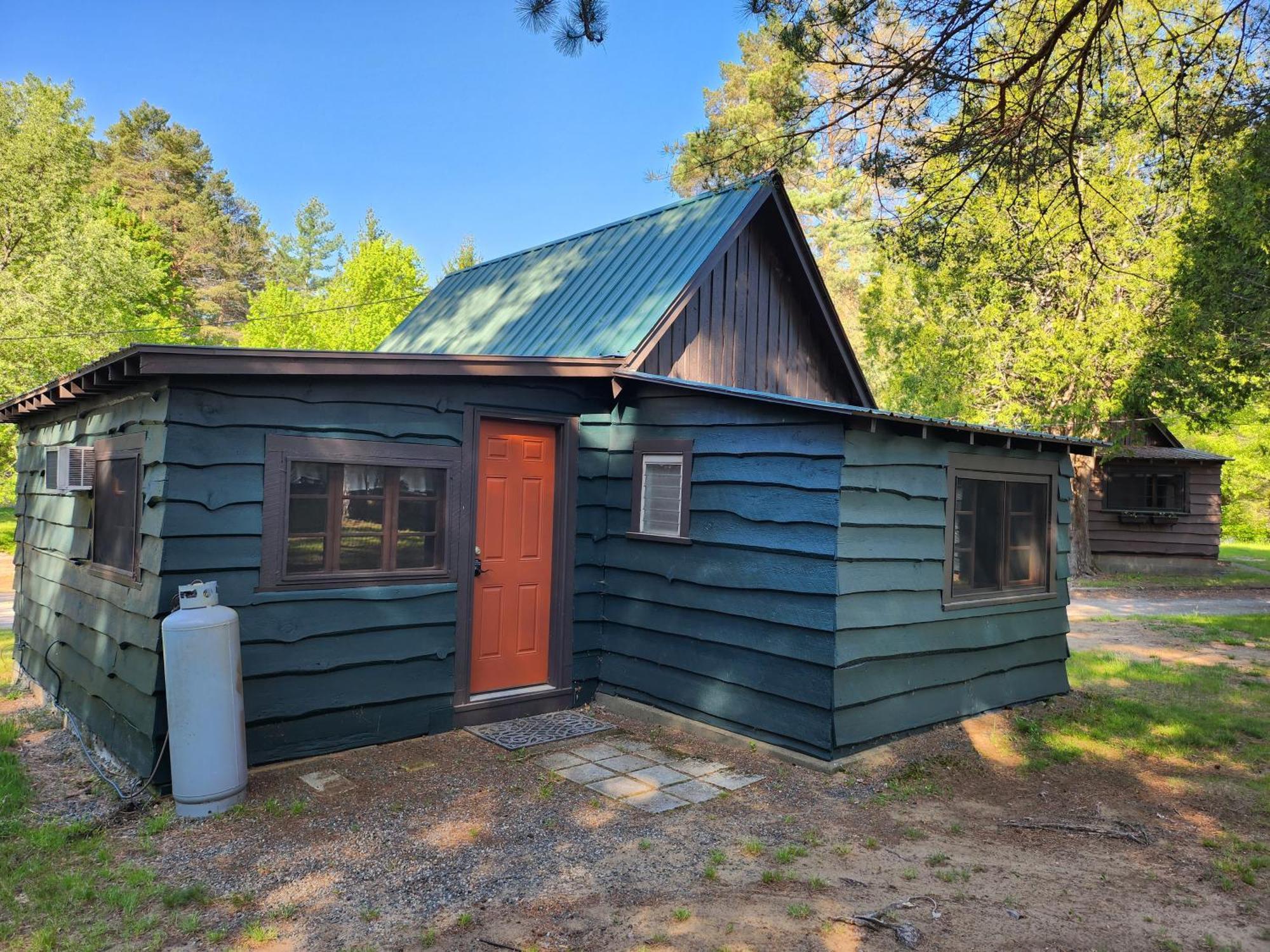 Moreno'S Adirondack Cabins Saranac Lake Eksteriør billede