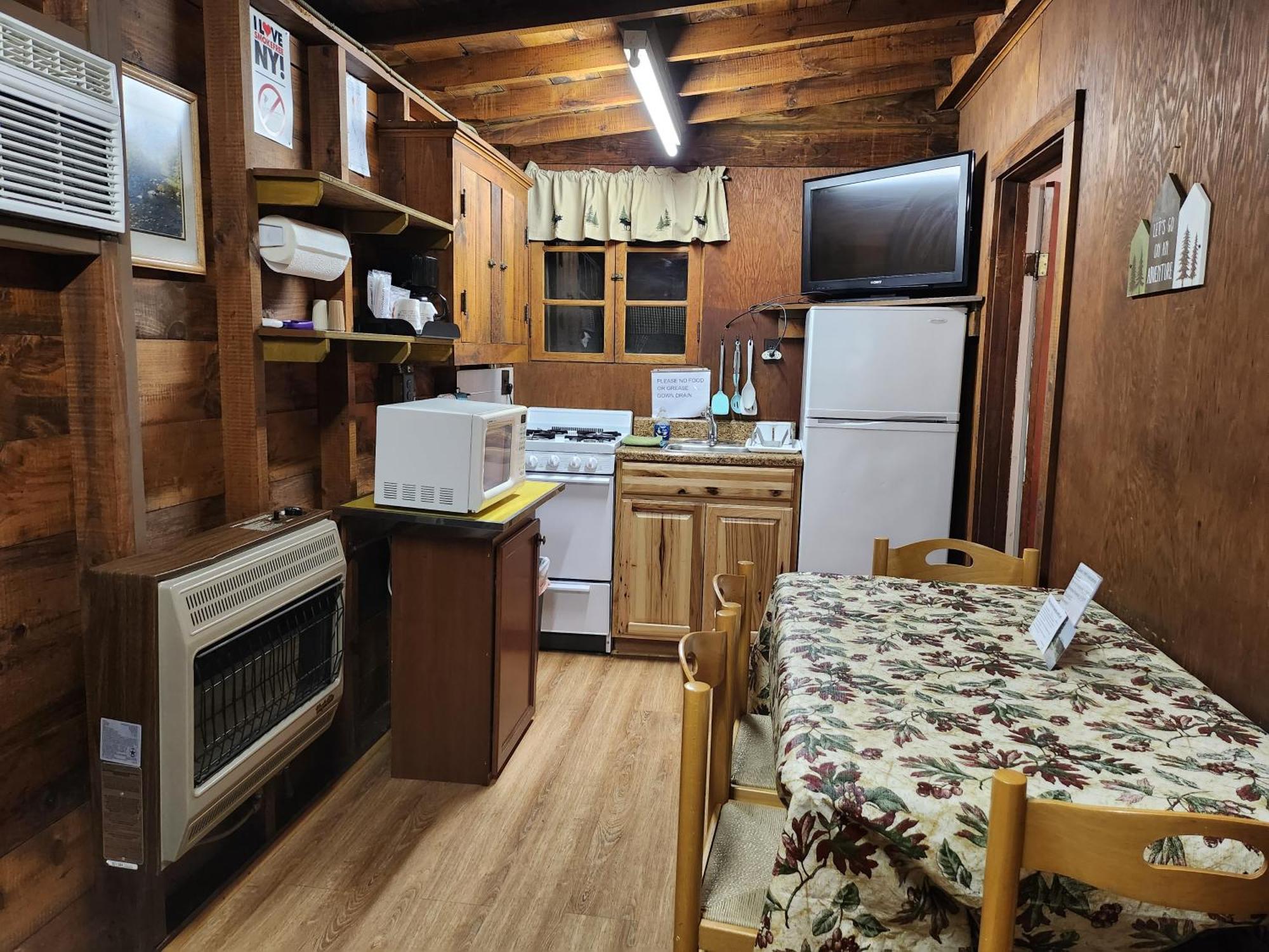 Moreno'S Adirondack Cabins Saranac Lake Eksteriør billede