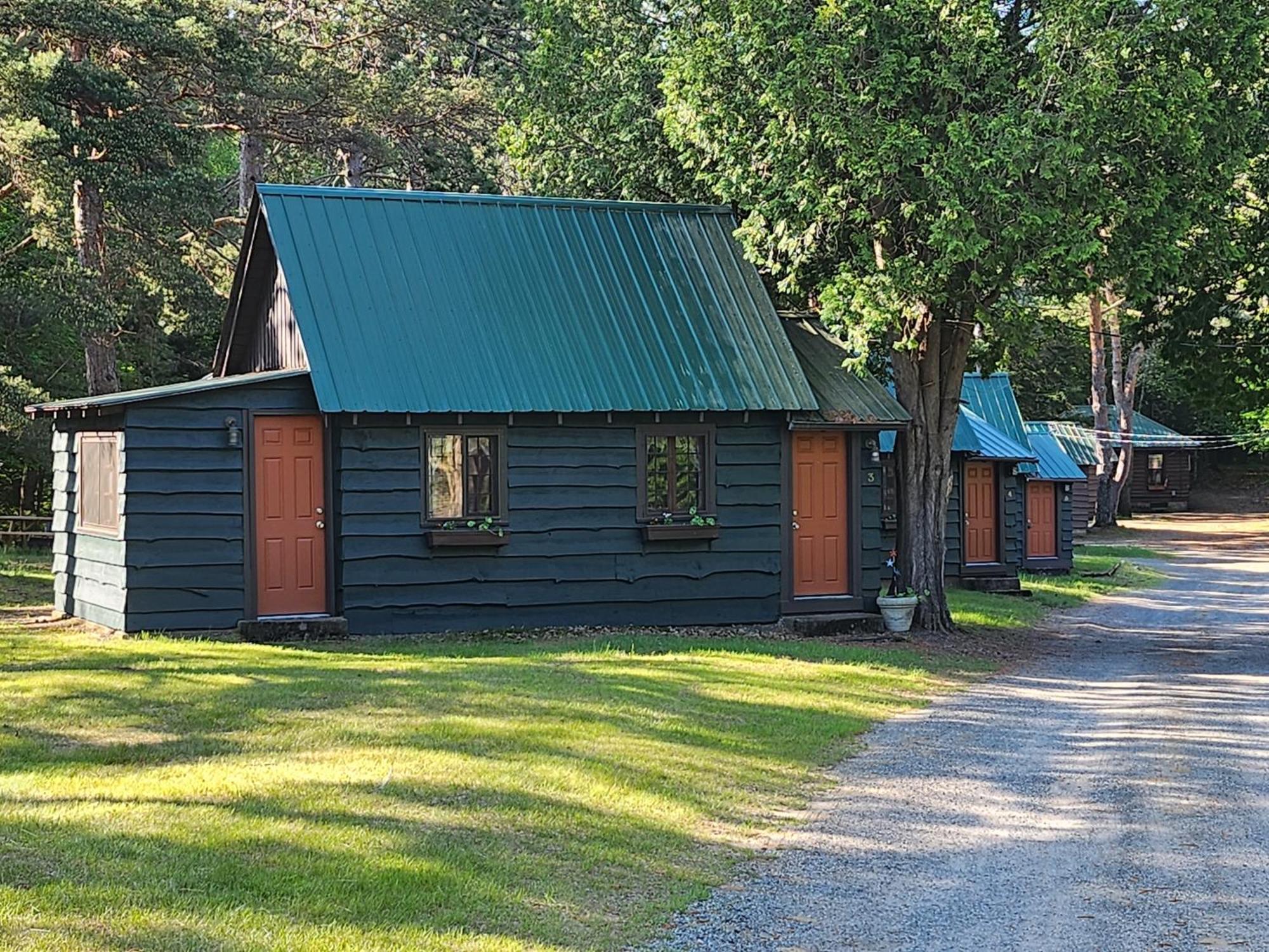 Moreno'S Adirondack Cabins Saranac Lake Eksteriør billede